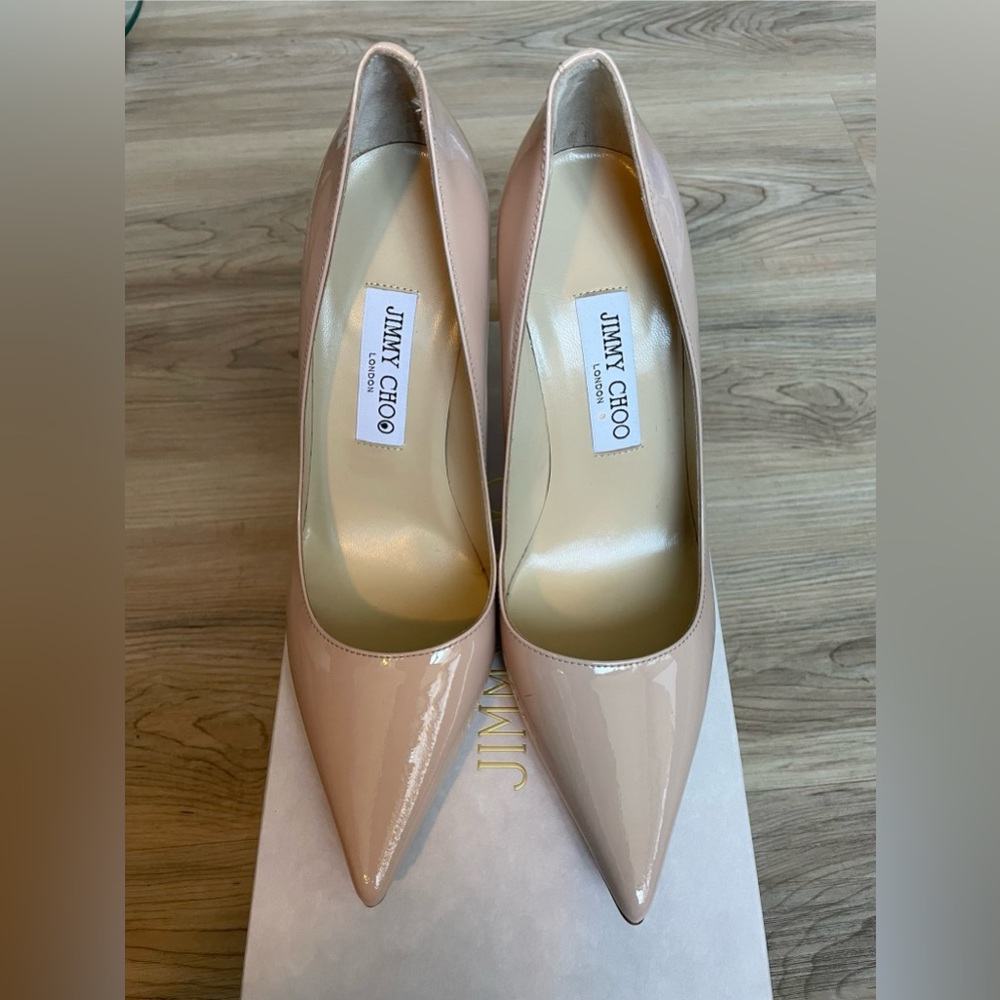 New Jimmy Choo nude patent leather pointed toe pumps